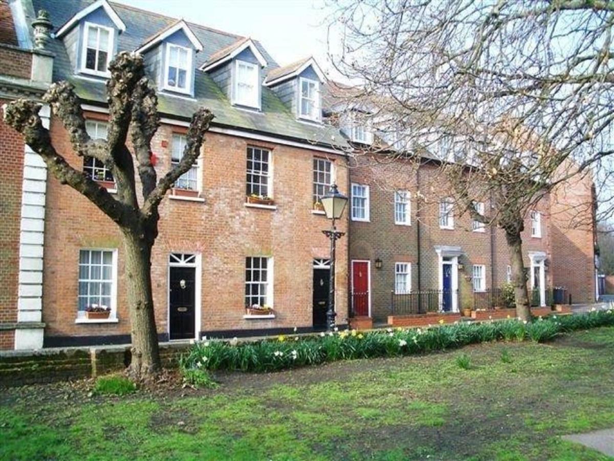 The Quay - Old Town Poole B&B - Great Location - Secure Free Parking Extérieur photo